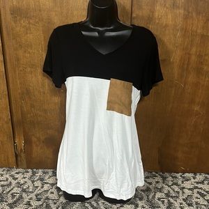 Women’s v neck tee
